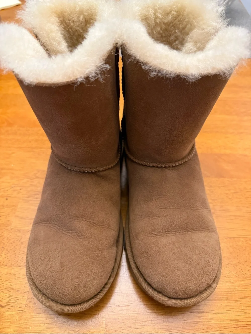 UGG classic kids